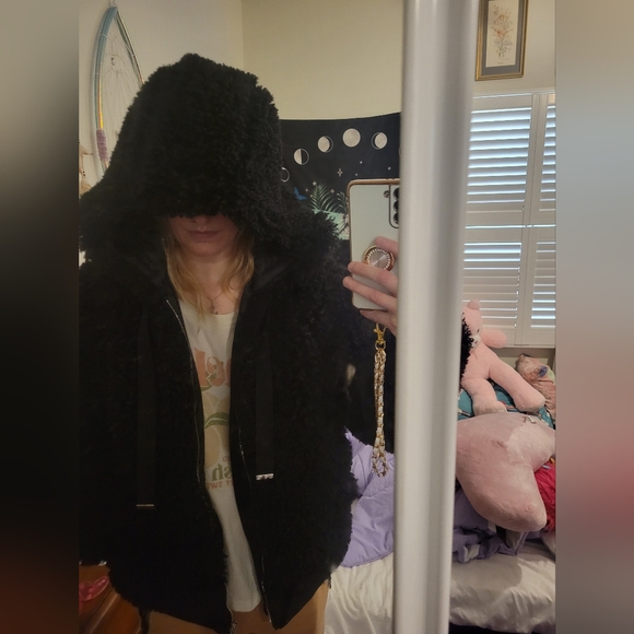 UO Faux Fur Jacket - Picture 10 of 11